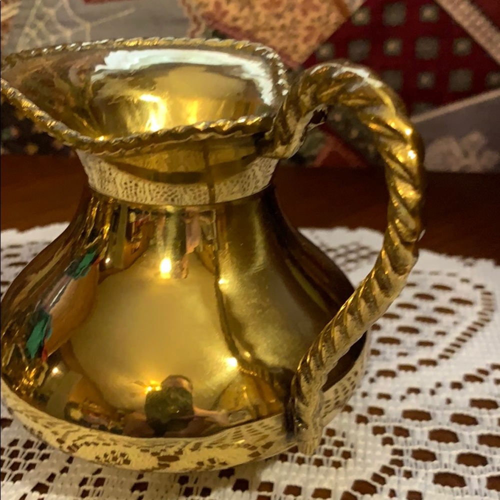 Solid Brass decorative Pitcher - Picture 3 of 8